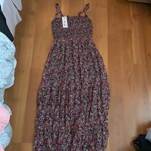 Dynamite Maxi Dress. Size XS